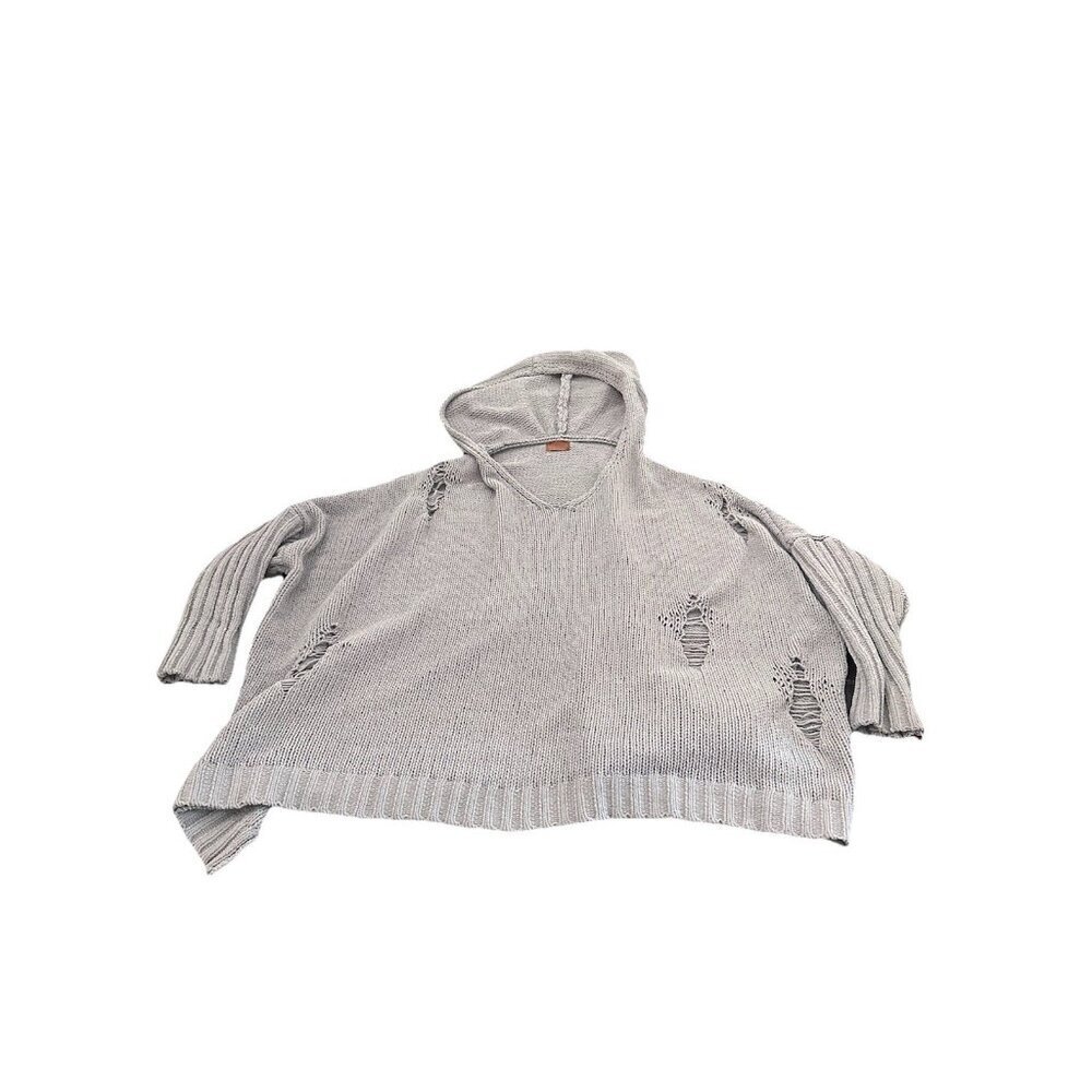 Womenโs Pol Gray Distressed Oversized Sweater Small